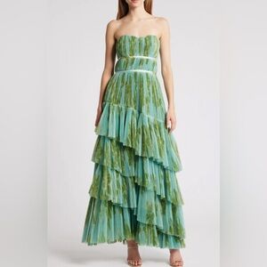 Hutch Women’s Strapless Tiered Tulle Gown